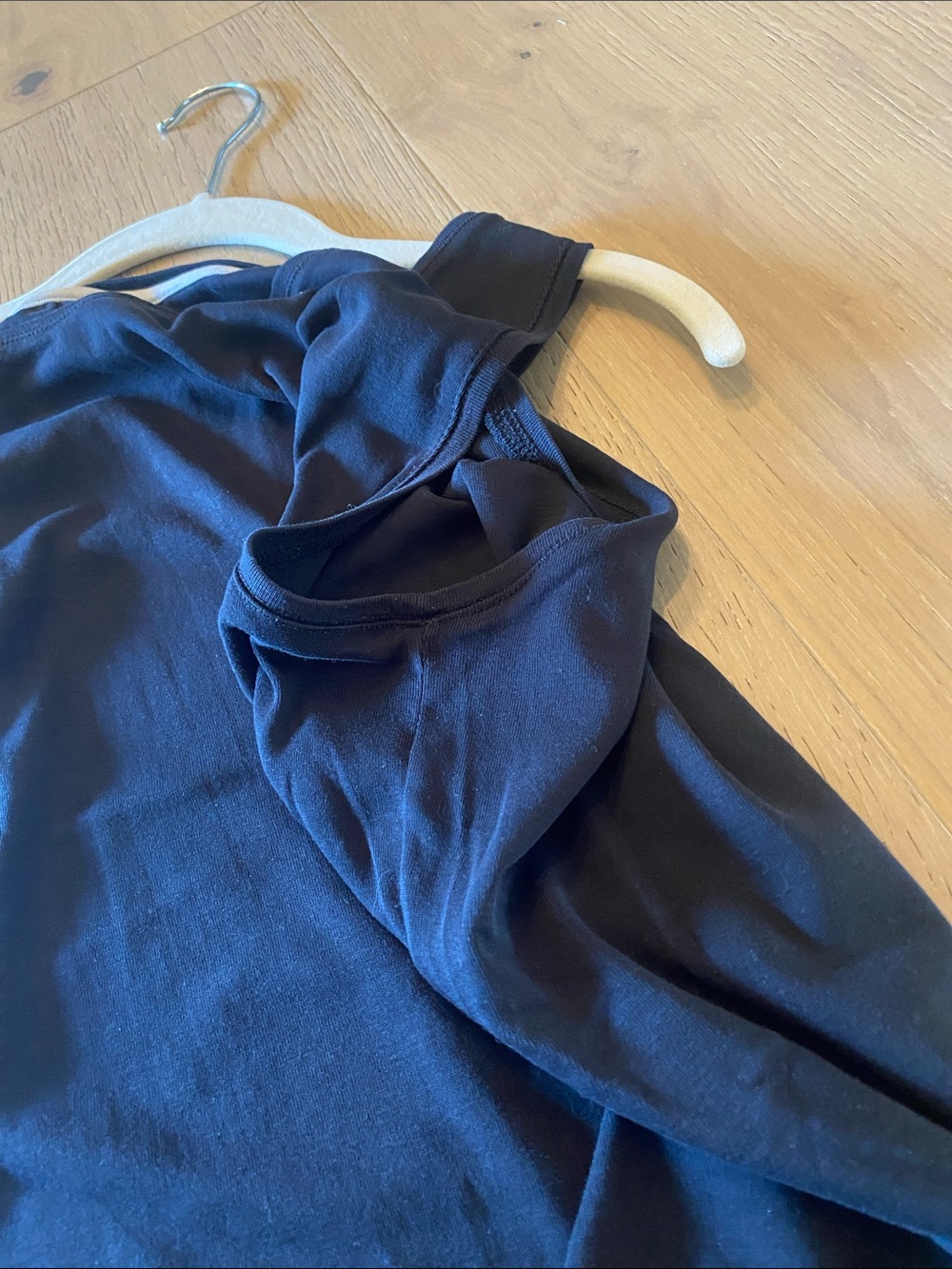 Talbots Tee Black Sleeveless Tank Top - Classic Everyday Layering - Picture 4 of 5